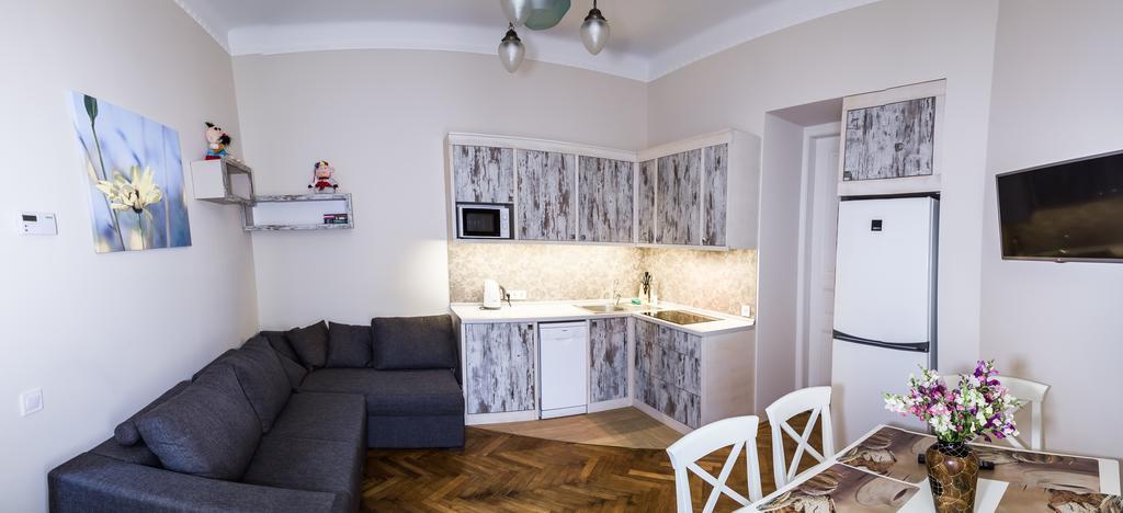Apartments White House Lviv Bilik gambar